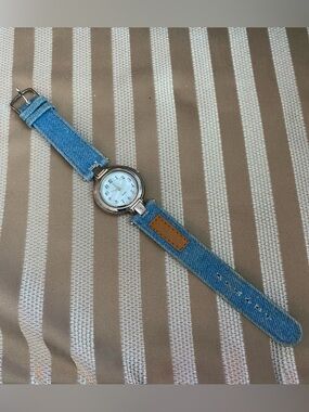 Women’s Denim Strap Analog Watch - Blue